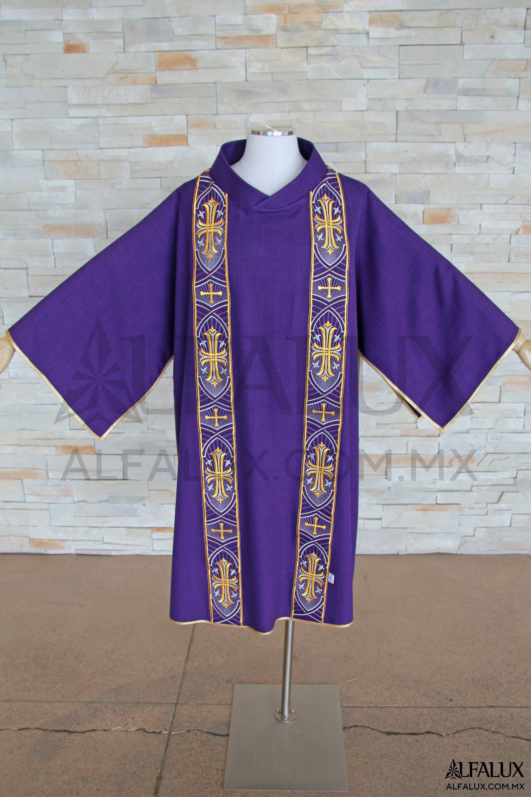 04 IMPERIAL Alfalux Dalmatica Morado Doble Raya 21